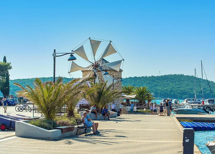 Дом отдыха In With Sauna *