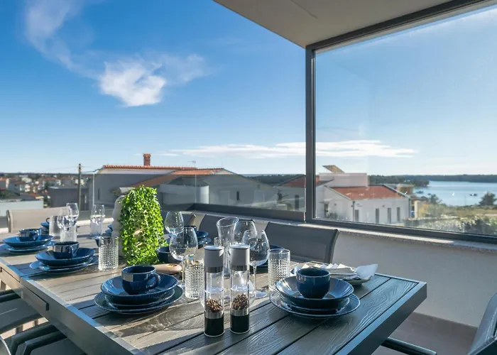 Dom wakacyjny In With Sauna