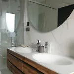 Stunning In With Sauna פולה