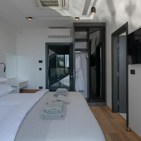 Tatil Evi In With Sauna Pula