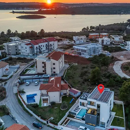 In With Sauna * Pula